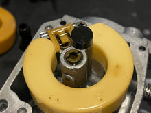 Load image into Gallery viewer, 90 hp Tohatsu CARBURETOR SET 3L9032000 9032070 9032100 TWO STROKE 1996-2002