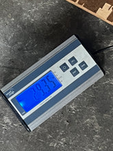 Cargar imagen en el visor de la galería, DT 25 30C hp Suzuki MIDSECTION - DRIVE SHAFT L 52111-95D02-0ED PILOT SHAFT 43741-96304-0ED STEERING BRACKET 43751-95D50-0E two stroke 1988-2000