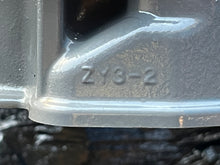 Load image into Gallery viewer, BF 200 225 250 hp Honda 12215-ZY3-000ZA CYLINDER HEAD, four stroke 2005
