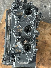 Cargar imagen en el visor de la galería, DT 25 hp Suzuki CYLINDER ASSY crankcase 11301-95D12-0ED two stroke 1988-2000 compat 30 hp ‘88-97 with 15” EXHAUST TUBE 14211-95D30