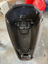 Load image into Gallery viewer, BF 225 200 hp Honda ENGINE COVER 63100-ZY3-H01ZA four stroke 2002-up some 175 hp