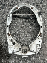 Cargar imagen en el visor de la galería, BF 130 115 hp Honda 40101-ZW5-405ZA LOWER ENGINE CASE lower pan FOUR STROKE 1999-up