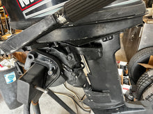 Load image into Gallery viewer, 1999 8 hp Mercury 15” COMPLETE OUTBOARD two stroke Pull-start
