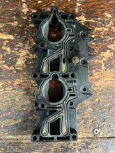 Cargar imagen en el visor de la galería, 90 115 hp Johnson Evinrude Intake Manifold PORT 436893 primer nipple 0326952 two stroke