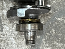 Load image into Gallery viewer, 250 hp Yamaha HPDI CRANKSHAFT 6D0-11411-00-00 two stroke 2004-2009 compatible 200 225 300 hp