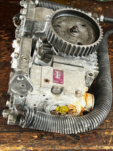 Load image into Gallery viewer, 225 250 300 hp Yamaha CAMSHAFT ASSY air compressor 60V-12170-00-00 with FUEL PUMPS 60V-13910-00-00 two stroke HPDI 2003-2010 some 200 hp