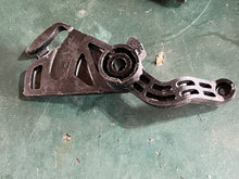 Load image into Gallery viewer, f 115 hp Yamaha THROTTLE CONTROL LEVER 68V-42154-00-00 four stroke 2000-2011
