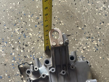 Load image into Gallery viewer, sold ebay sep2025——-f 100 80 hp Yamaha CRANKCASE ASSY COVER 67F-15100-01-1S four stroke 2000