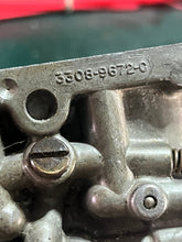 Cargar imagen en el visor de la galería, 175 hp Mercury CARBURETOR SET 9672A4 9672A5 9672A6 3308-9672-C two stroke V6