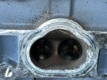 Lade das Bild in den Galerie-Viewer, f 115 hp Yamaha CYLINDER HEAD ASSY 68V-11110-01-94 four stroke 2004 without cams