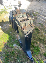 Cargar imagen en el visor de la galería, 130 115 hp Yamaha 25” midsection with CLAMP BRACKETS 64E-43111-01-8D 64E-43112-01-8D, SWIVEL BRACKET 64E-43311-20-8D, 25” STEERING BRACKET ARM 6E5-42510-B1-8D, 25” UPPER CASING 6E5-45111-23-8D two stroke 1997-2012 some compatibility with 150 175 200 hp