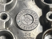 Cargar imagen en el visor de la galería, 90 hp Evinrude E-tec fuel injector strbd 5008826 & 5007147 2008-2012 two stroke 5008475 353518 353253 352875