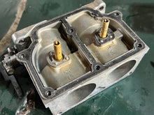 Cargar imagen en el visor de la galería, 150 135 175 hp Mercury CARBURETOR SET 3326-828272-C .096 jets 1347-5427-c 1347-7561 46-10799 two stroke v6 some compatibility 1979-1992