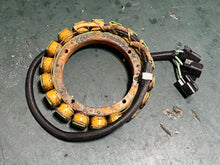 Load image into Gallery viewer, 300 250 225 200 hp Yamaha HPDI STATOR 60V-81410-01-00 60V-81410-02-00 three connector Two Stroke 2000-2004 2005-2009 outboard