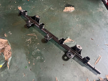 Cargar imagen en el visor de la galería, f 90 75 hp Yamaha FUEL injector DELIVERY PIPE 6D8-13161-00-00 four stroke 2005-2017