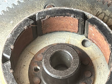 Cargar imagen en el visor de la galería, DT 25 hp Suzuki FLYWHEEL 32102-95D00 F3T443 two stroke 1988-2000