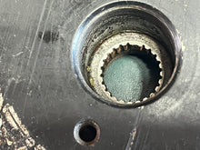 Cargar imagen en el visor de la galería, 150 175 200 hp Mercury 817632c FLYWHEEL 37-25149 two stroke v6 EFI 105 135 140 hp 817632A12