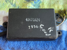 Cargar imagen en el visor de la galería, 135 150 175 200 hp Mercury Quicksilver 41470a24 Oil Injection Warning Unit two stroke