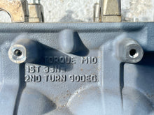 Lade das Bild in den Galerie-Viewer, f 115 hp Yamaha CYLINDER HEAD ASSY 68V-11110-01-94 four stroke 2004 without cams