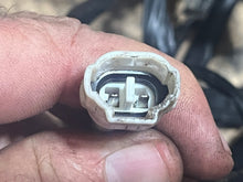 Load image into Gallery viewer, DF 40 50 hp Suzuki 36610-87J70 engine wiring harness (2000) 1998-2010 four stroke 3 cylinder