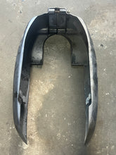 Cargar imagen en el visor de la galería, 150 175 200 hp Yamaha LOWER MOUNT COVER SET two stroke HPDI 2000-2008 68F-44553-00-4D 68F-44556-00-4D