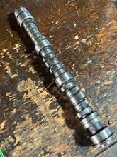 Cargar imagen en el visor de la galería, BF 225 250 hp Honda CAMSHAFT RIGHT  14111-ZY3-A00 four stroke 2006-up