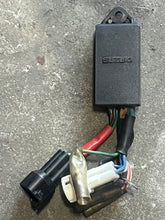 Load image into Gallery viewer, DT 140 115 hp Suzuki 37875-94641 LOW OIL Warning Two Stroke electrical  55 65 hp outboards 1991-2000