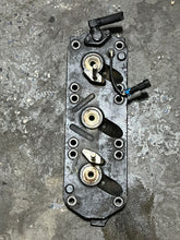 Load image into Gallery viewer, 135 150 175 HP Mercury CYLINDER HEAD 858406T4 strbd two stroke DFI OPTIMAX
