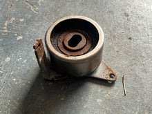 Load image into Gallery viewer, pulled july2025——f 150 hp Yamaha TIMING BELT TENSIONER 63P-11590-10-00 four stroke 2015-2024