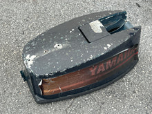 Lade das Bild in den Galerie-Viewer, 55 hp Yamaha TOP COWLING 697-42610-02-EJ two stroke 1989-1990 engine cover