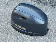 Cargar imagen en el visor de la galería, sold ebay dec2025—-f 60 70 50 hp Yamaha TOP COWLING with some decals 6CJ-02 6CJ-03 6CJ-00 6CJ-01 four stroke 2010-2024 some compatibility between USA & international models 6CJ-42610-02-00 6CJ-42610-01-00 6CJ-42610-00-00 6CJ-42610-03-00 6CJ-4261A-00-00