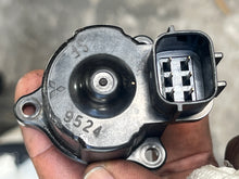 Cargar imagen en el visor de la galería, DF 200 hp Suzuki IAC VALVE intake manifold 18137-93J00 four stroke 2015-2019 some 150 175 compatibility