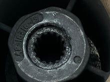 Lade das Bild in den Galerie-Viewer, SPUN Mercury Quicksilver PROPELLER 14x19P RH prop 48-16316-19 48-16316-A5 Stainless 15 spline Yamaha 6 Cylinder