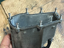 Load image into Gallery viewer, f 115 hp Yamaha 68V-14181-00-00 vst fuel FLOAT CHAMBER BODY 2000-2011 68V-14567-00-00 SCREWS four stroke