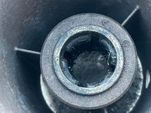 Cargar imagen en el visor de la galería, Mercury Marine 48-13703 MIRAGE PLUS 21 Pitch Propeller Stainless Steel 3-blade LH PROP for 6 Cylinder Yamaha Mercury