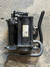 Cargar imagen en el visor de la galería, tested 40 50 60 75 90 hp Evinrude e-tec vst VAPOR SEPARATOR PUMP 5008072 two stroke 2009-2012
