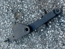 Lade das Bild in den Galerie-Viewer, 140 hp Evinrude THROTTLE LEVER 0393563 334700 two stroke v4 looper 1985-1989