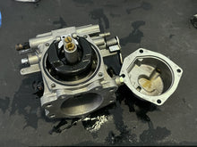 Lade das Bild in den Galerie-Viewer, 225 hp Yamaha 76 degree CARBURETOR SET 2-4-6 62J-14301-00-00 62J-14302-00-00 62J-14303-00-00 two stroke 1994-1996