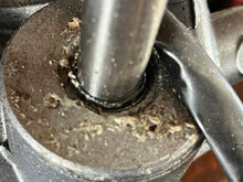 Load image into Gallery viewer, 90 85 75 hp Yamaha POWER TRIM & TILT ASSY 6H1-43800-15-4D 6H1-15 two stroke 1997-2001 some 80 70 60 compatibility