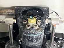 Lade das Bild in den Galerie-Viewer, sold local mar3-2026——350 hp Mercury Verado POWER TRIM ASSEMBLY 8M0118297 four stroke
