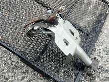 Load image into Gallery viewer, BF 225 200 hp Honda 50200-ZY3-406ZA Swivel Case XL 2002-2006 four stroke outboard