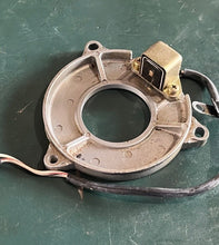 Cargar imagen en el visor de la galería, 90 80 75 hp Yamaha 6H0-85580-01-00 PULSER COIL generator Two Stroke 1993-2008