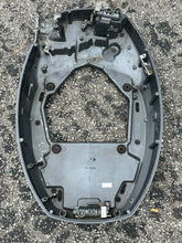 Load image into Gallery viewer, F 100 80 hp Yamaha BOTTOM COWLING ASSY 67F-42710-00-4D four stroke 1999-2002