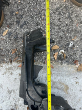 Load image into Gallery viewer, DF 70 - 140 Suzuki Swivel Bracket Four Stroke 20” Large, 54211-90J01-0EP LOWER MOUNT BRACKET 54221-90J02-0EP 43111-92101
43111-92J20