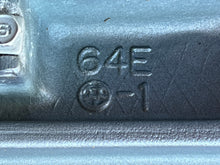 Lade das Bild in den Galerie-Viewer, f 115 hp Yamaha 20” MIDSECTION UPPER CASING 68V-45111-10-8D SWIVEL 64E-43311-10-8D EXHAUST 67F-41137-01-94 STEERING BRACKET 68V-42510-10-8D Four Stroke 2000-up