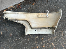 Load image into Gallery viewer, DF 150 hp Suzuki SIDE COVER STBD 61811-96J20-Y5S PORT 61821-96J11-Y5S four stroke 2014-2017