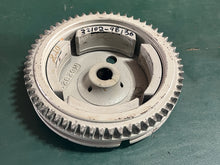 Cargar imagen en el visor de la galería, DT 8 HP Suzuki 32102-98130 FLYWHEEL magneto TWO STROKE oem
