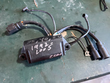 Cargar imagen en el visor de la galería, 50 40 35 hp BRP Johnson Evinrude 0585261 POWER PACK two stroke two cylinder 1992-2005 replaces omc 175316, 18-5785, 585262, 878334, 878334001