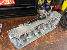 Load image into Gallery viewer, 250 225 hp Mercury THROTTLE BODY 827693T4 Two Stroke EFI 1994-1998