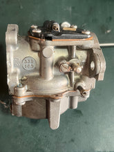 Load image into Gallery viewer, 70 60 50 hp Johnson Evinrude CARBURETOR #2 center middle 0437087 0437089 437633 339169 330503 with 55D jets 0326928 (early 1980s 70hp jet)